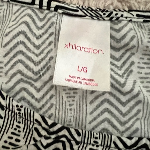 Size large swimsuit coverup. - Picture 3 of 3